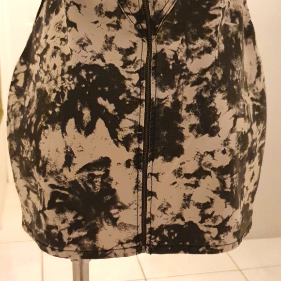 Bettina Liano Stonewash Dress Size 12 Contrast Cotton and Elastine - Picture 5 of 9